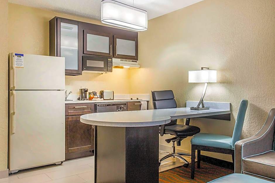Mainstay Suites Greenville Airport