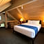 Oyster Bay Inn & Suites