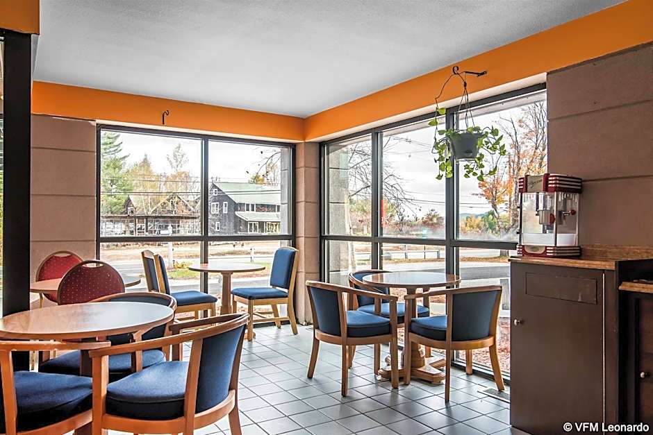 Econo Lodge Near Plymouth State University