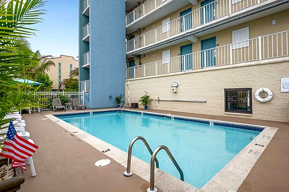 Coastal Palms Inn and Suites