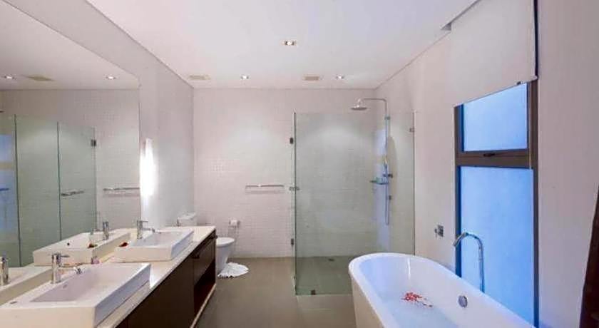 Baan Yamu Residences by RESAVA
