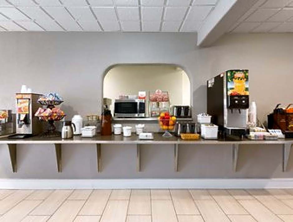 Super 8 by Wyndham Wytheville