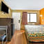 OYO Hotel Lake Charles Hwy 10