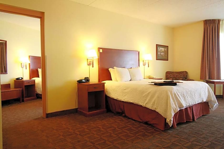 Hampton Inn & Suites Bemidji