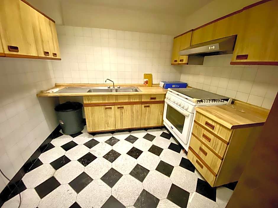 ROOMIES HOSTEL Cibeles