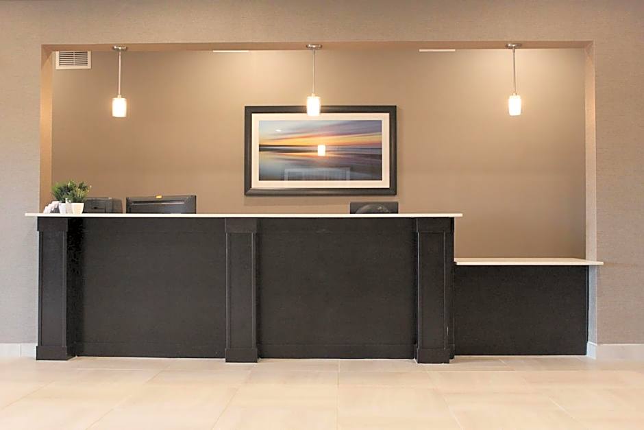 Meridian Inn & Suites Lloydminster