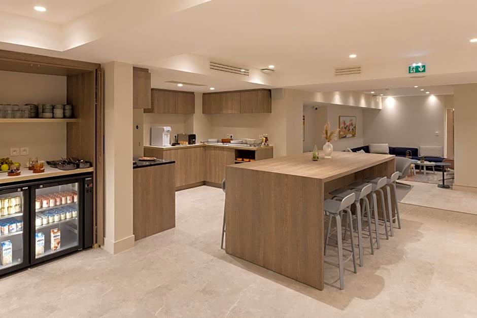 Staybridge Suites Cannes Centre By IHG