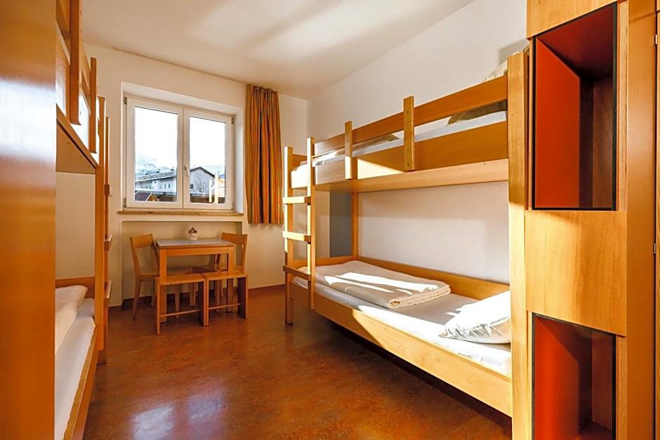 Jugendherberge Garmisch-Partenkirchen - membership required!