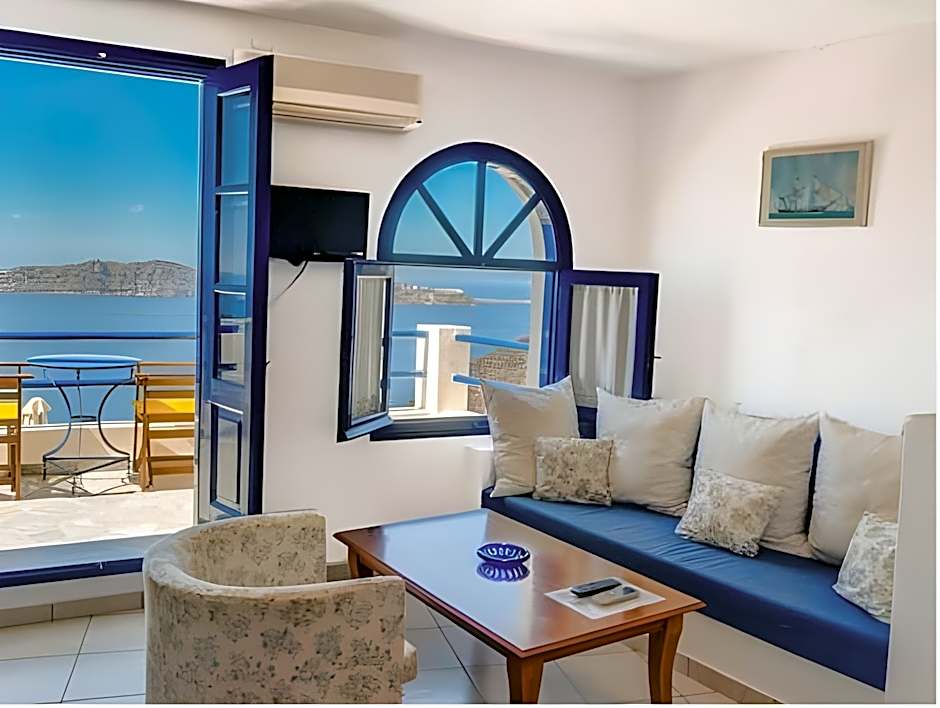 Chic Hotel Santorini