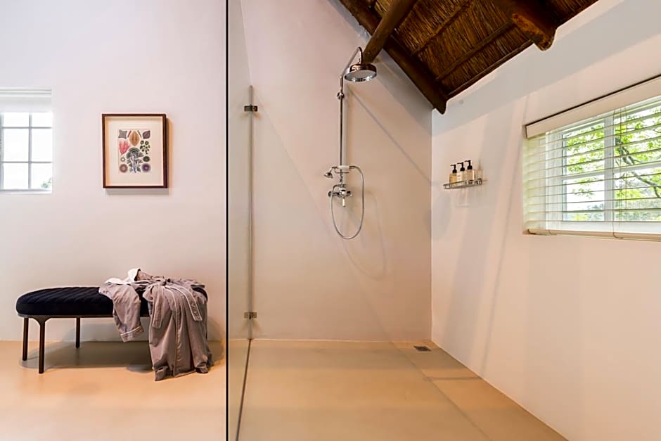 Hunters Country House