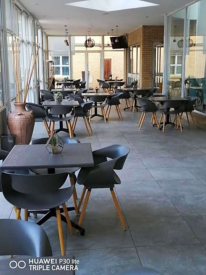 Holiday Inn Johannesburg Airport By IHG