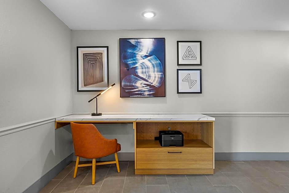 Best Western Acadia Hotel