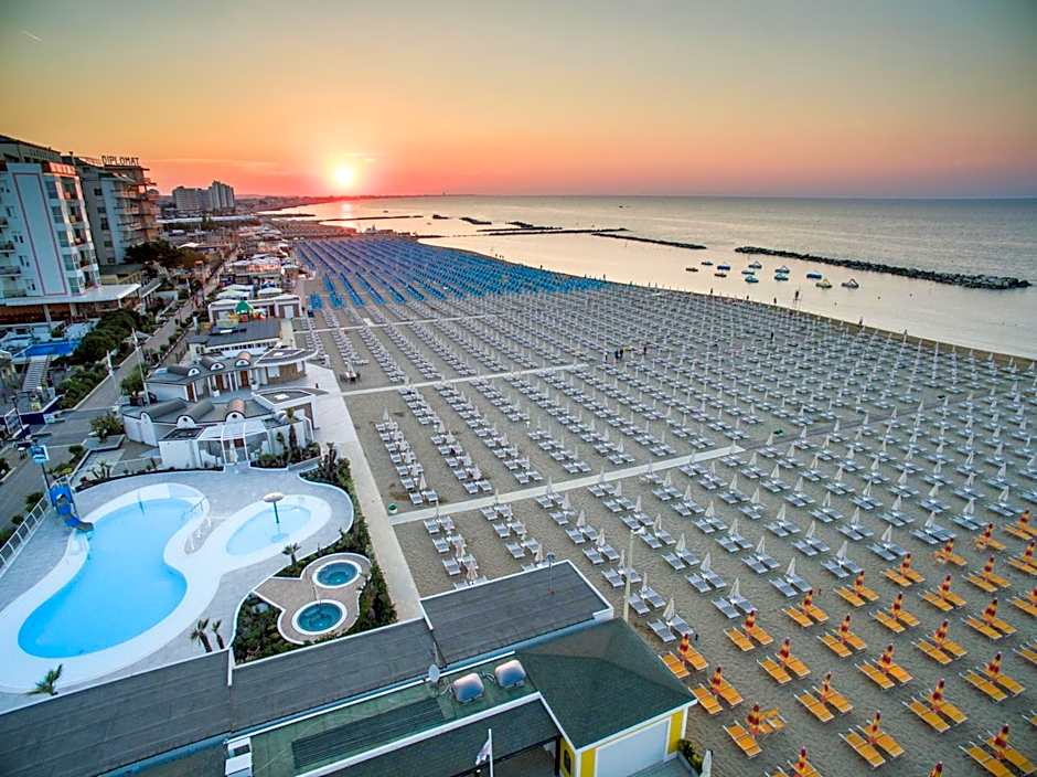Mediterraneo Hotel & Suites