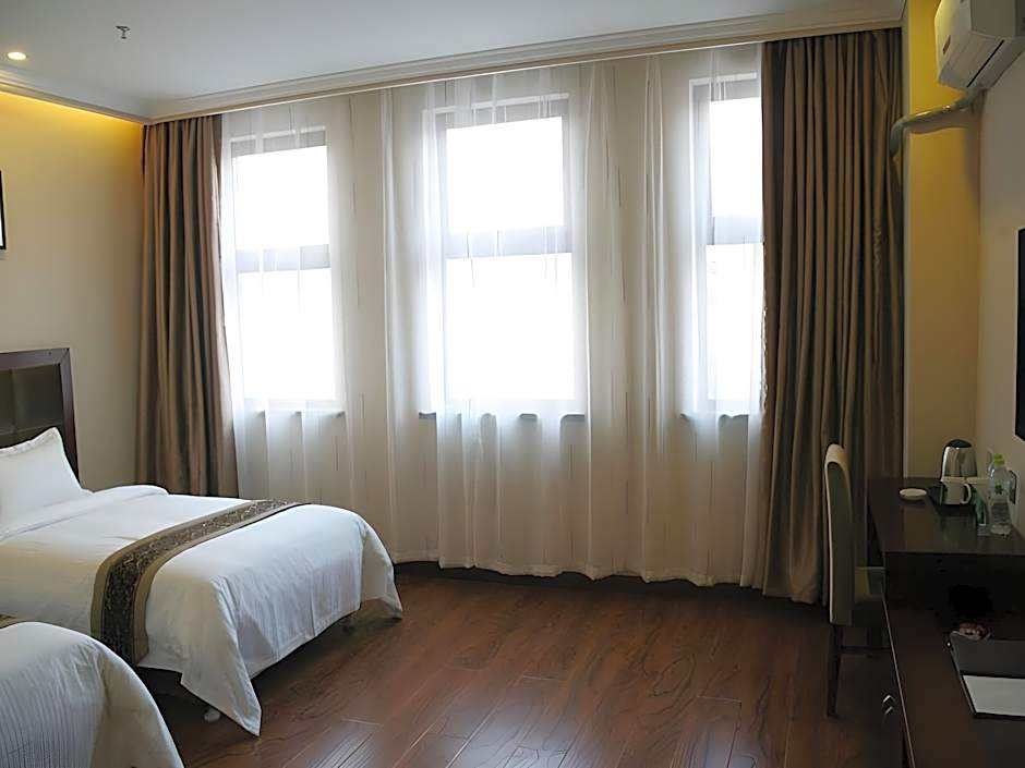GreenTree Inn Liaoyuan Zhongkang Street Longjihuadian Business Hotel