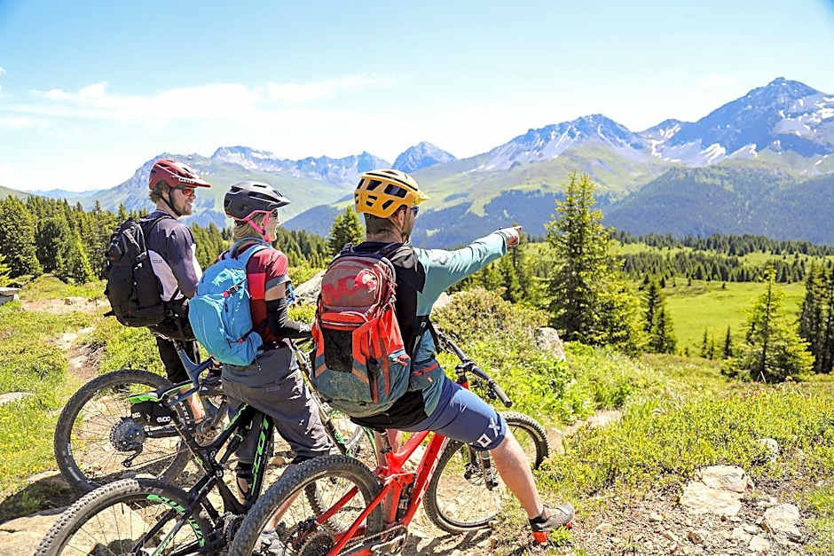 AVES Hotel&Apartment Arosa