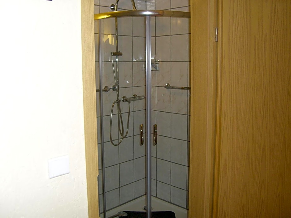 B & B Gross Methling