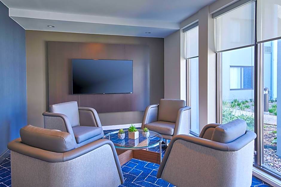 Courtyard By Marriott Chicago Highland Park/Northbrook
