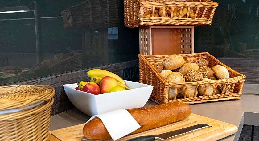 CAMPANILE DUISBURG CITY