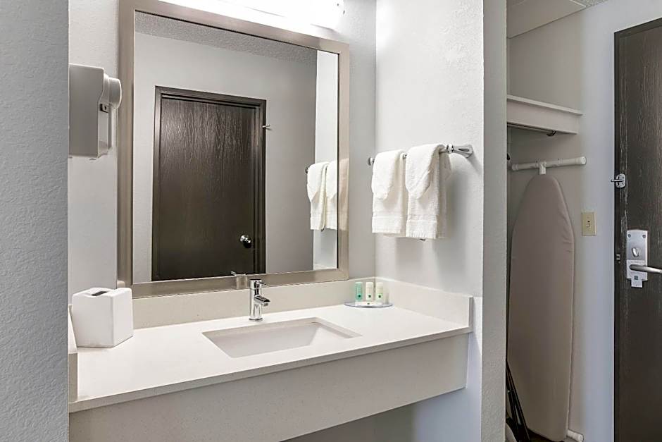 Quality Inn Marquette