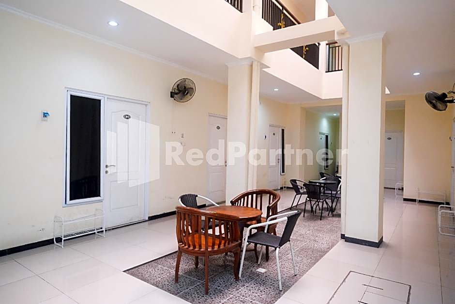 Griya Loka 2 Syariah Near Simpang Lima Mitra RedDoorz