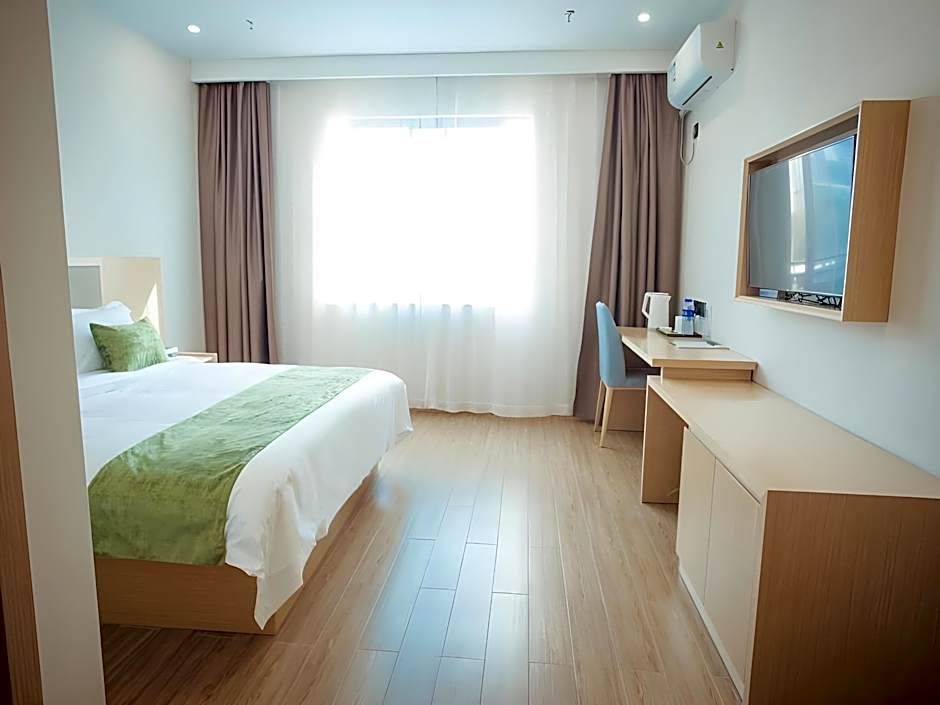 GreenTree Inn Express Nantong Development Zone Guibiyuan