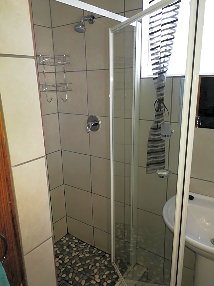 Bougain Villa Guesthouse