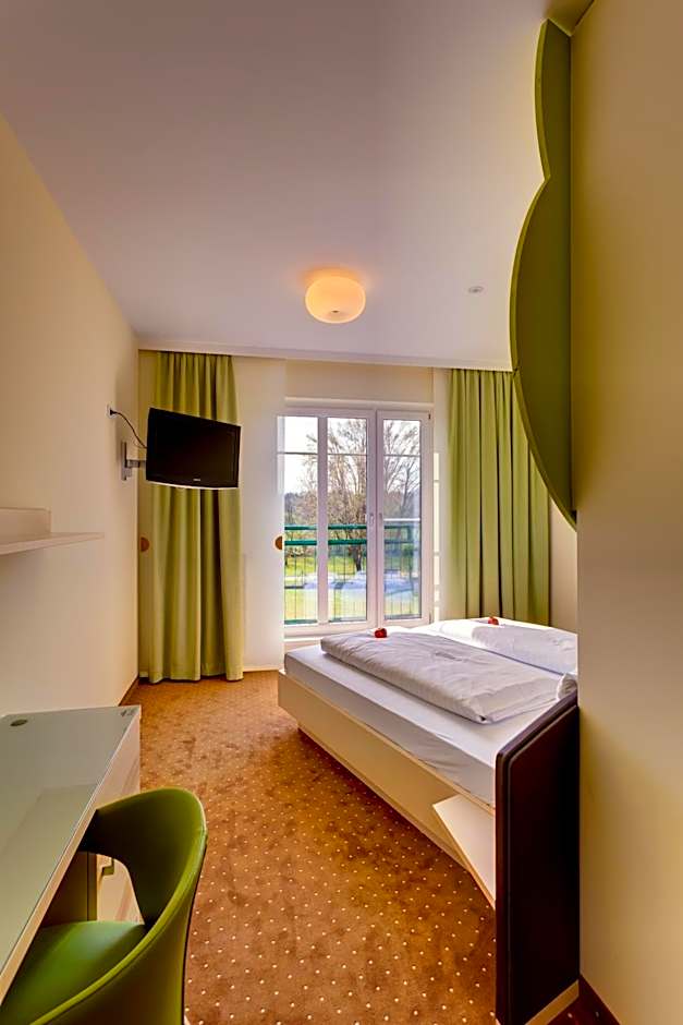 Pension Sonnengarten & Therme included - auch am An- & Abreisetag!