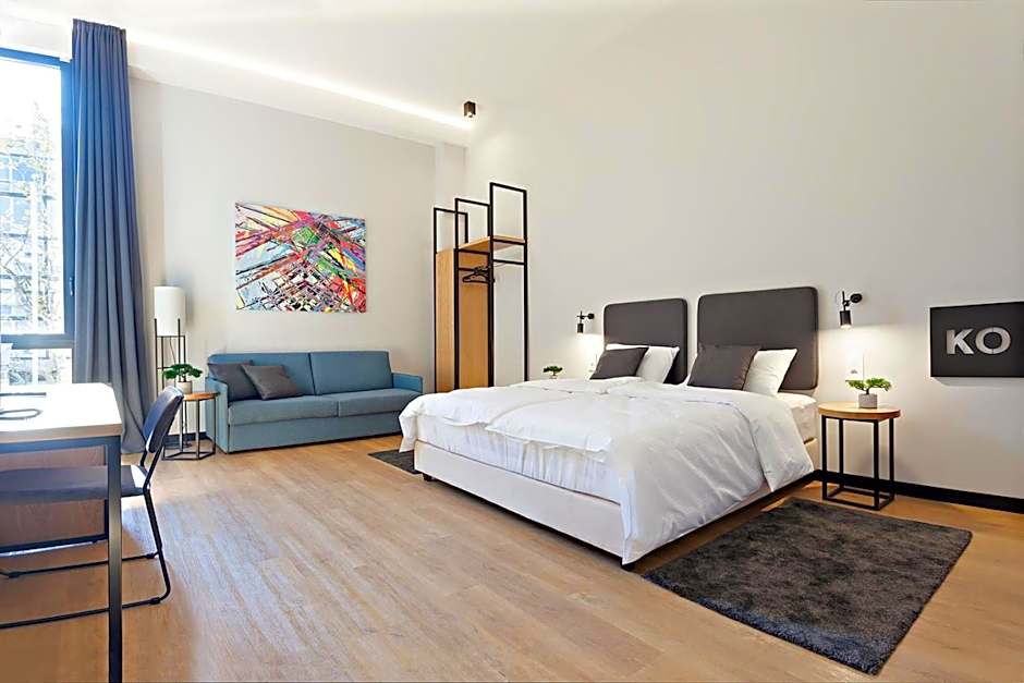 Kombinat Rooms City Center