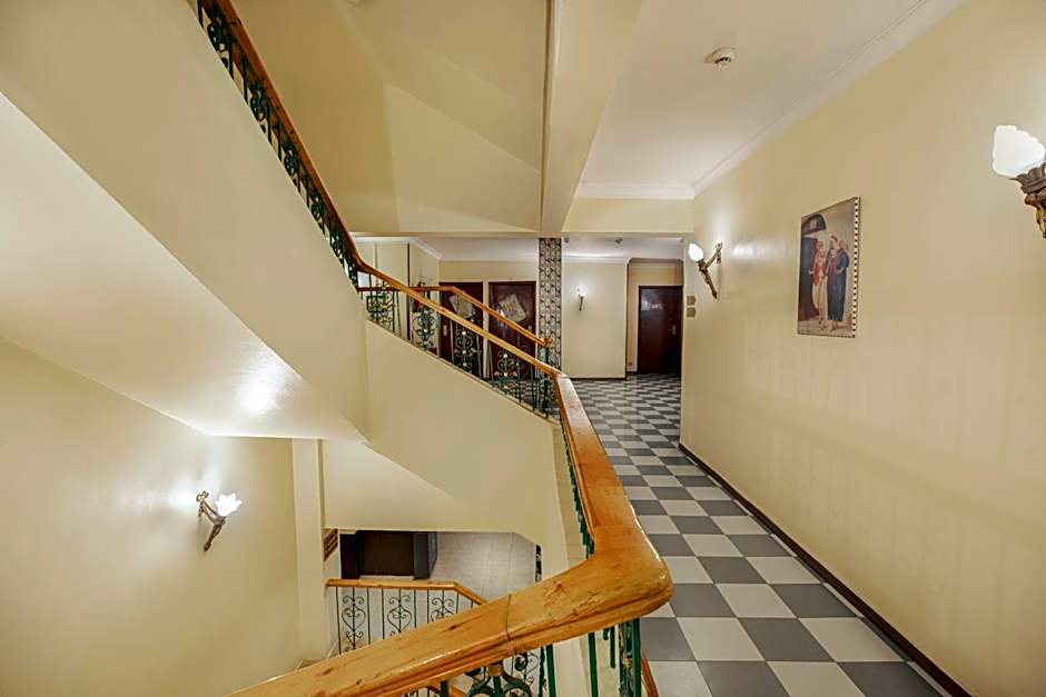 Holidays Express Hotel