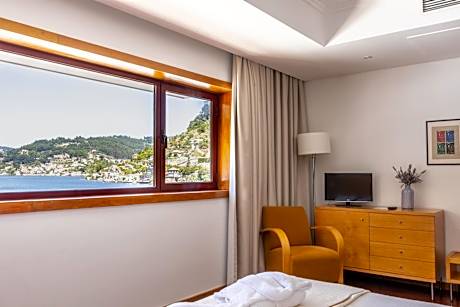 Double Room with Panoramic River View