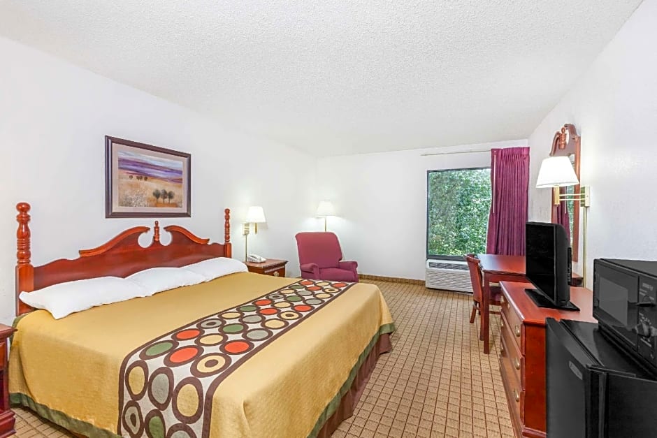Super 8 by Wyndham Conway