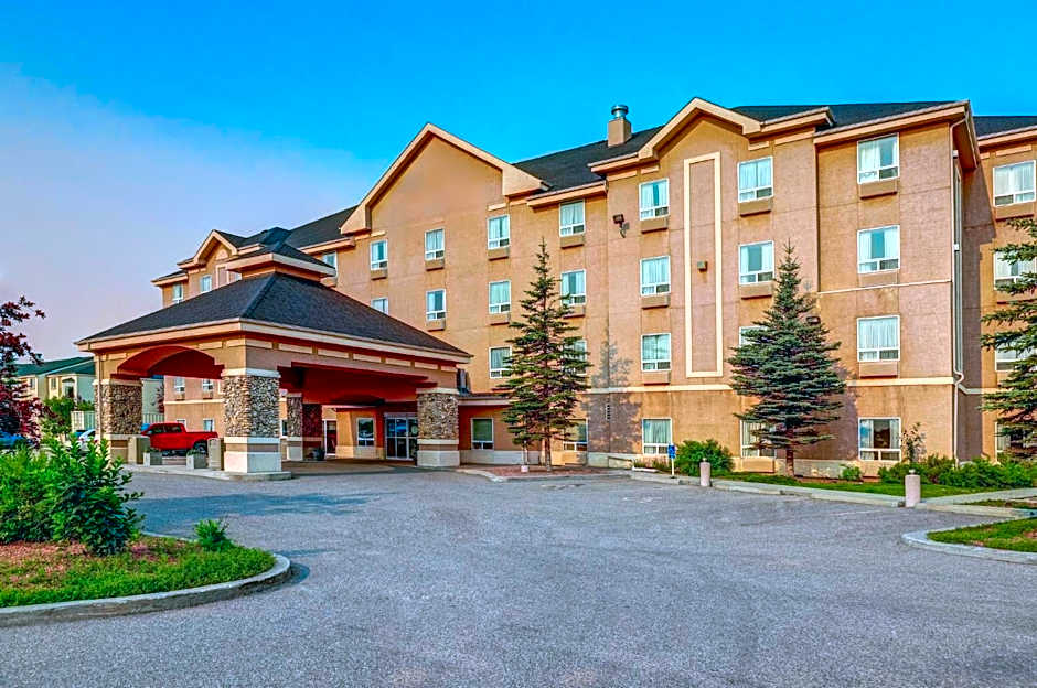 Photo 1 of 31 of Prairie Crest Red Deer by IHG