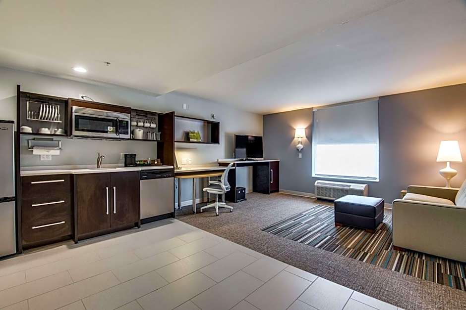 Home2 Suites by Hilton DFW Airport South/Irving