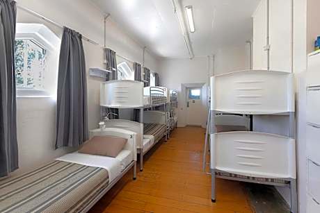 Single Bed in 10-Bed Mixed Dormitory Room