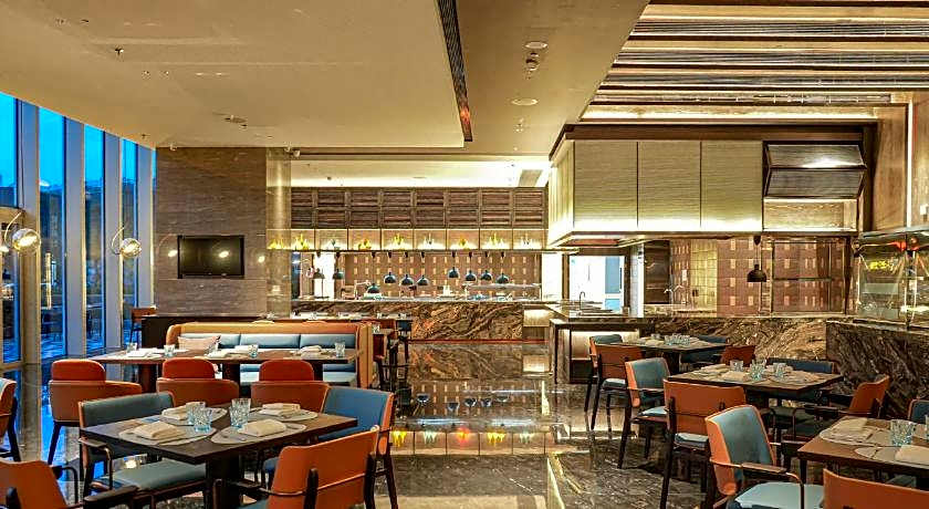 Crowne Plaza Jiangmen Binjiang By IHG