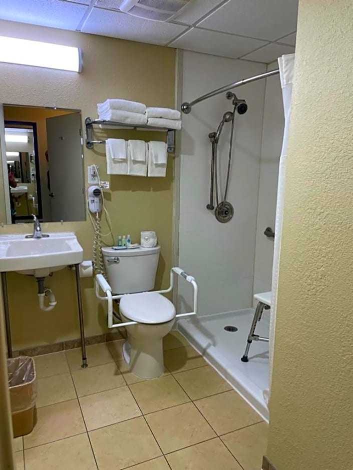 Quality Inn & Suites Morgantown - University Area