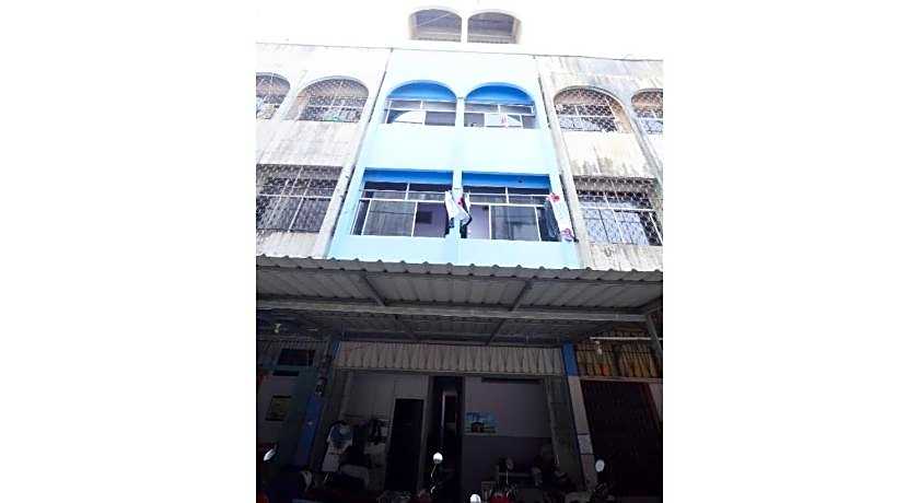 SPOT ON 93276 Fendi 2 Homestay SyariahNearPelabuhan Feri Batam Centre