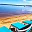 Brio Beach Inn