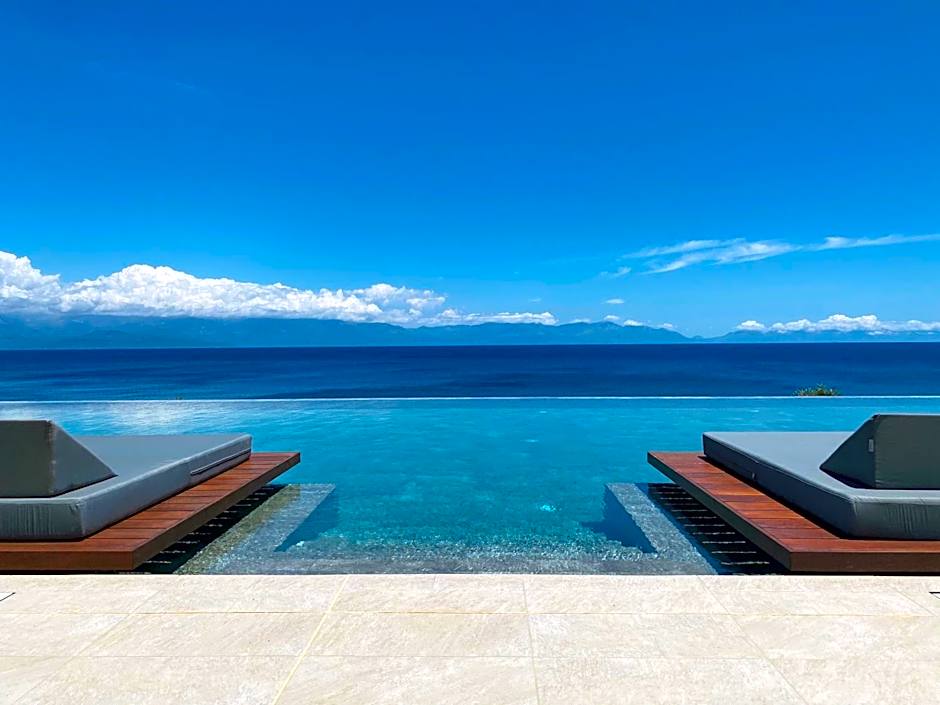 Colonides Beach Hotel