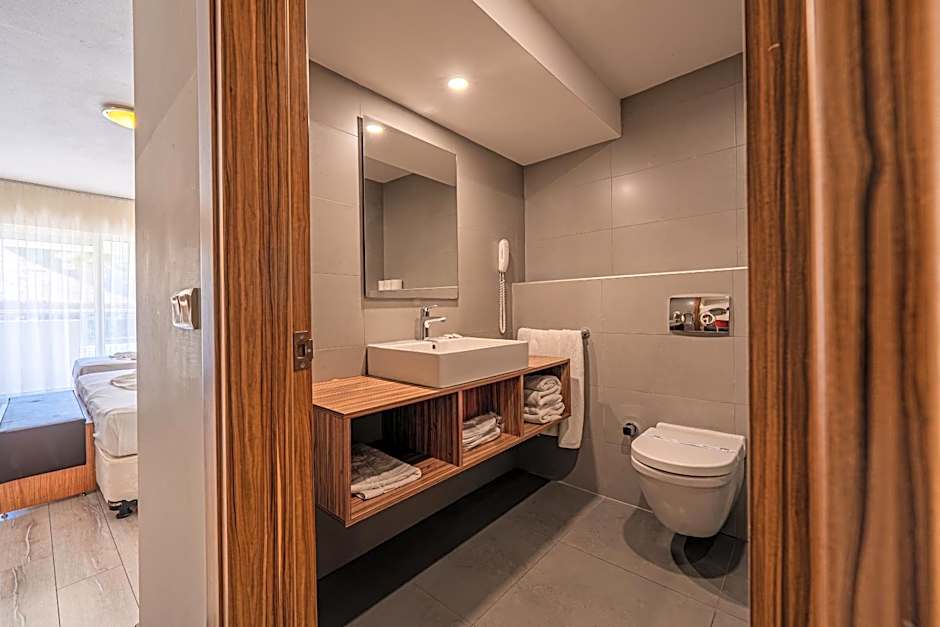 Begonville Hotel