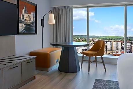 Queen Room with Two Queen Beds, City View and Roll-in Shower - Mobility Access / High Floor
