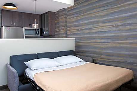 King Studio with Sofa Bed