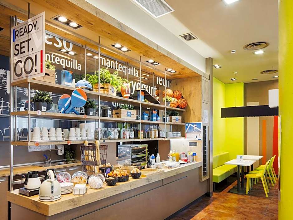 Ibis Budget Sevilla Aeropuerto