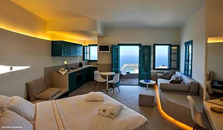 Junior Suite with Private Pool