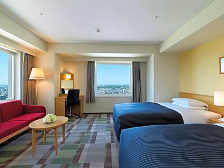 High Floor Corner Twin Room for 2 pax, Non Smoking