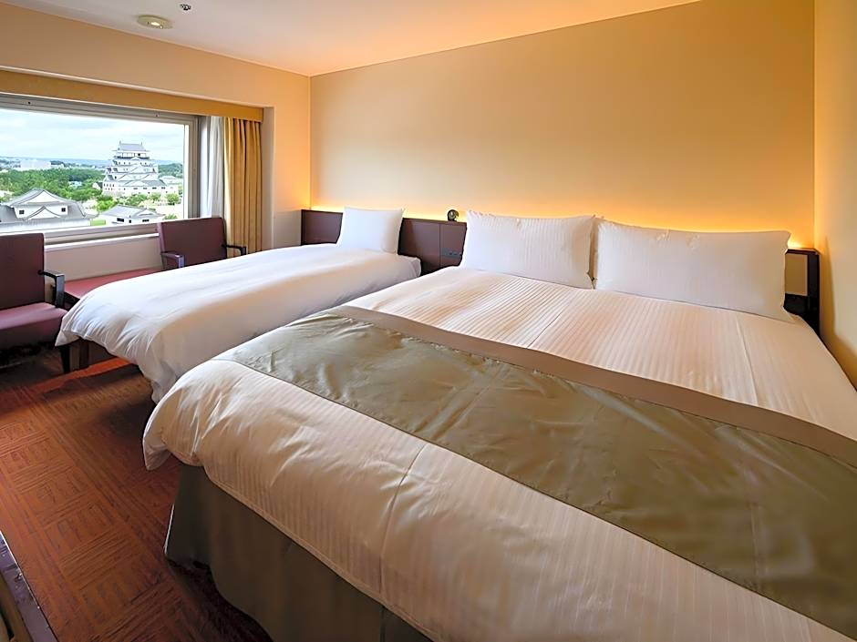 Fukuyama New Castle Hotel