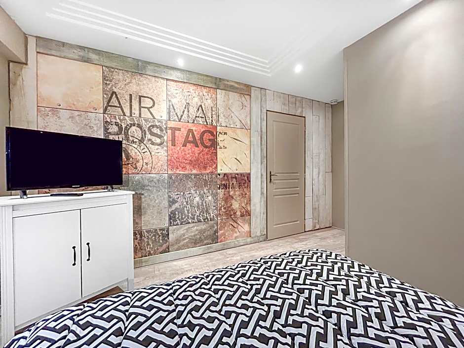 Grand Salon Cosy, proche centre Dijon & garage 2p