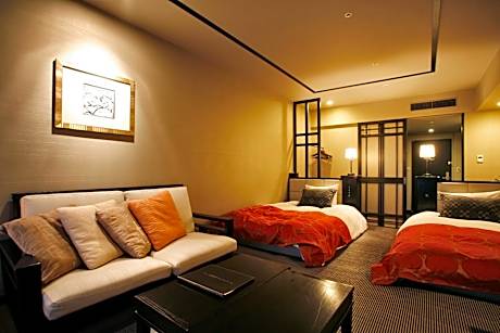 Deluxe Triple Room - Non-Smoking