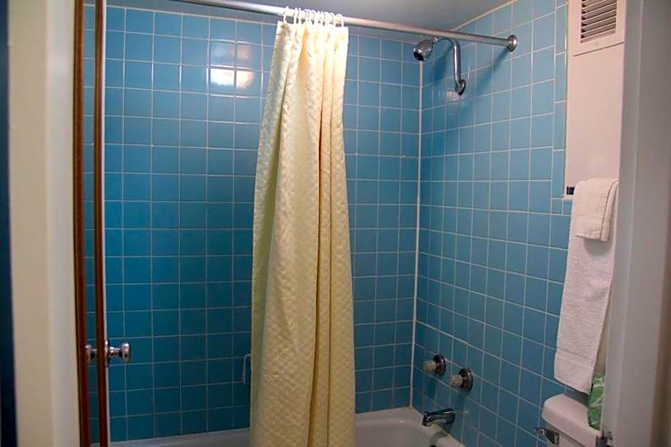 Norfolk Country Inn And Suites