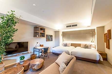 Superior Suite with Mountain and Lake View - Top Floor